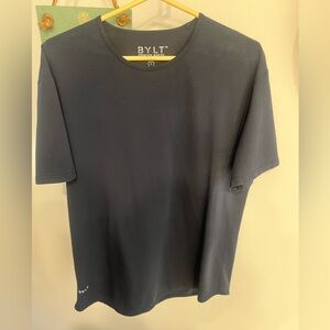 BYLT premium basics lux Large navy t shirt. Excellent condition!